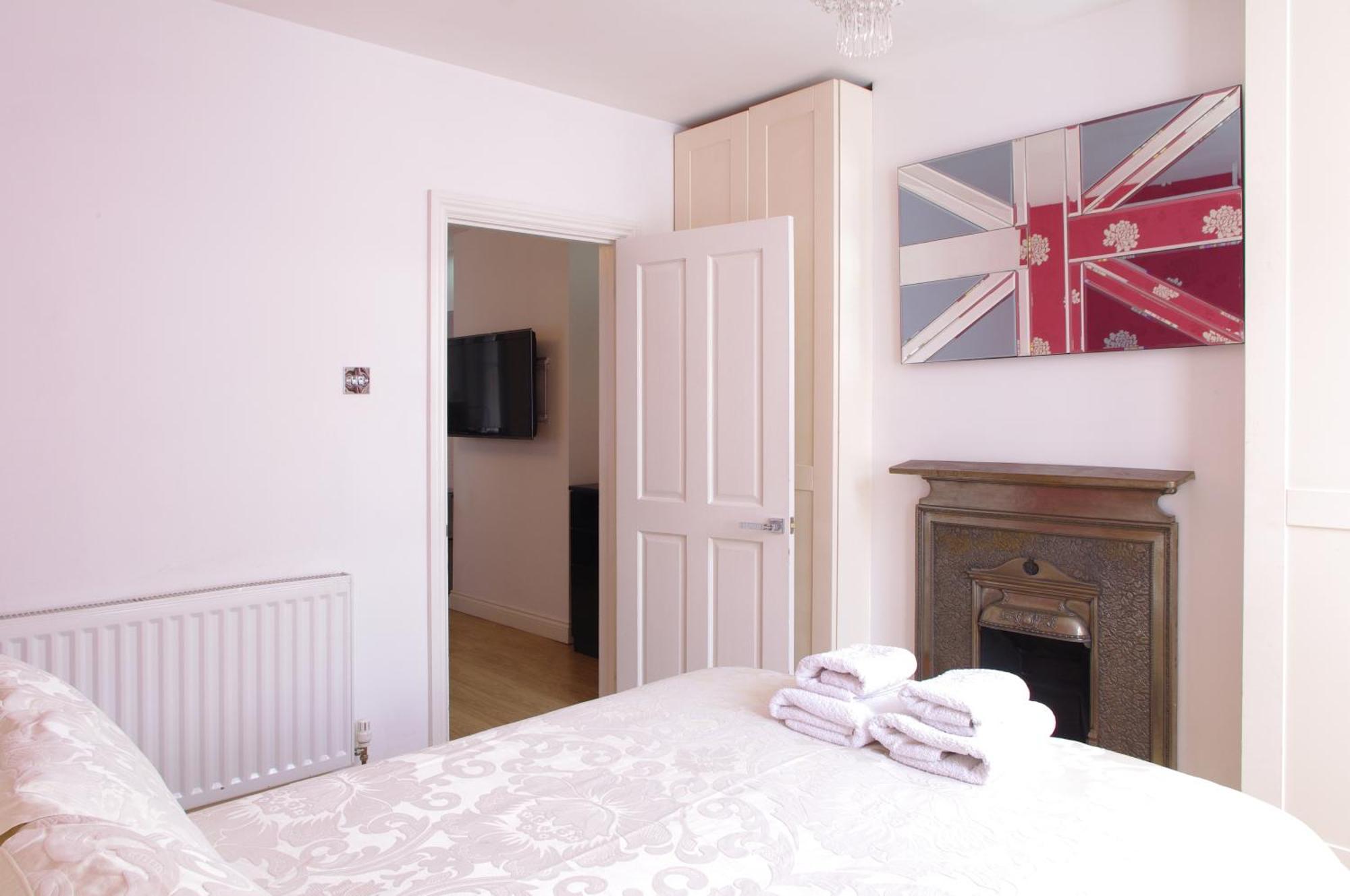Apartment Stunning 1 Bed *